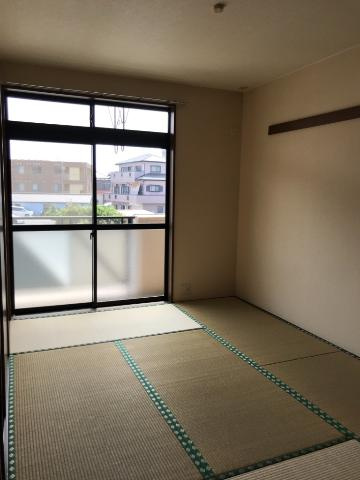 コーポイマージュＡ棟の内装|和室　畳替前