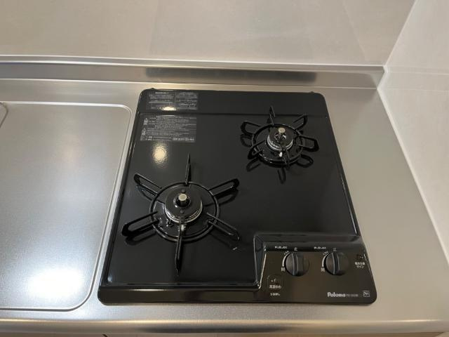 Feliz Bonita（フェリス　ボニータ）のキッチン|２口コンロ