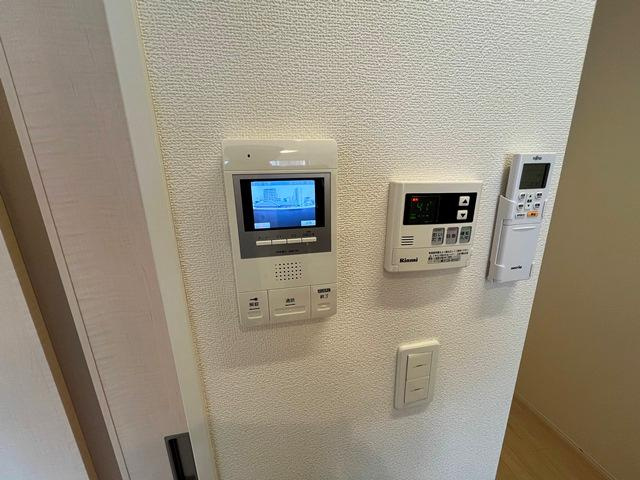 セラヴィ箱崎の内装|カメラ付インターホン（イメージ）