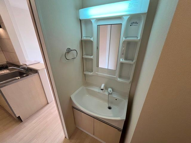 セラヴィ箱崎の洗面所|洗髪洗面化粧台（イメージ）