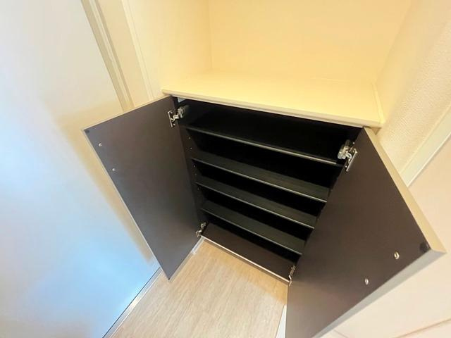 セラヴィ箱崎の収納|下駄箱（イメージ）