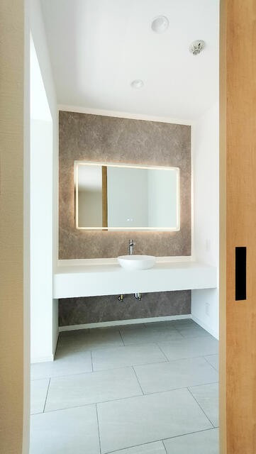 熱海アビタシオン2号棟の洗面所