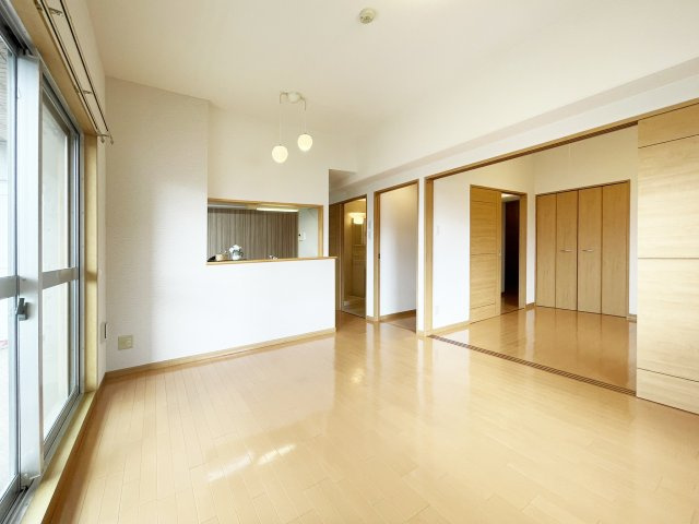 エスポワールの居間・リビング