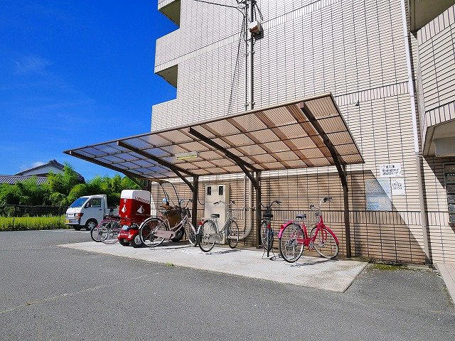 メイブルーム都祁のその他共用部分|自転車置き場