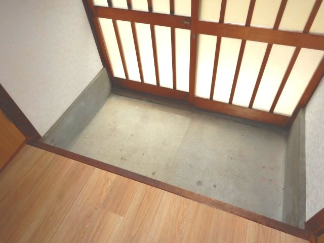 酒津平屋貸家の玄関