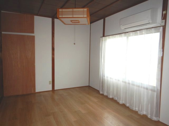 酒津平屋貸家の居間・リビング