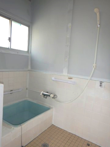 酒津平屋貸家の浴室