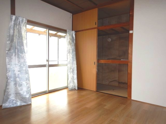 酒津平屋貸家の洋室