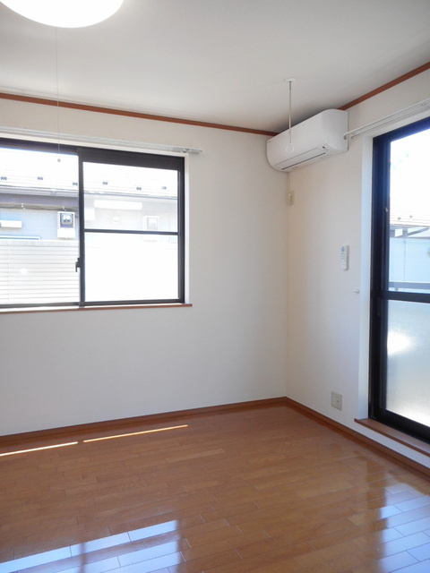 エクセル調布の洋室|1フロア2住居　角部屋２面採光　日当たり眺望良好