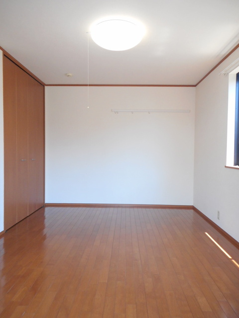 エクセル調布の居間・リビング|1フロア2住居　角部屋２面採光　日当たり眺望良好