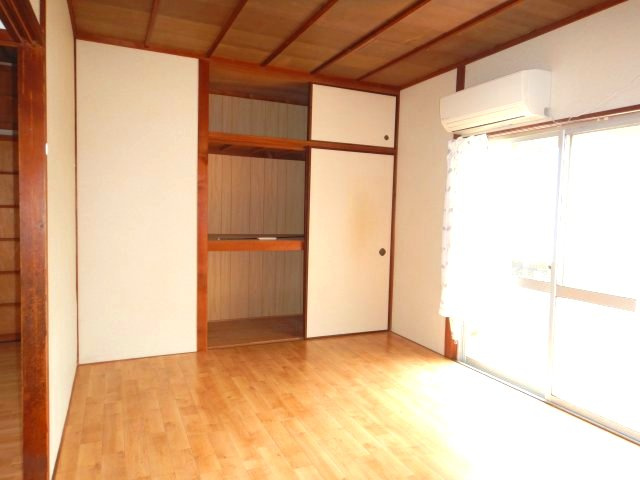 酒津平屋貸家の洋室