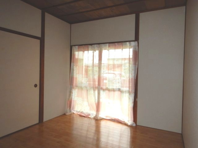 酒津平屋貸家の洋室