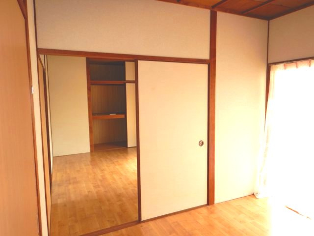 酒津平屋貸家の洋室