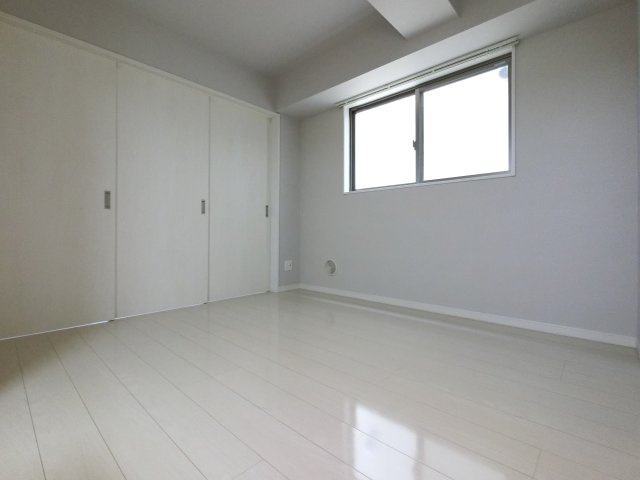 ガーデンコート稲毛の居間・リビング