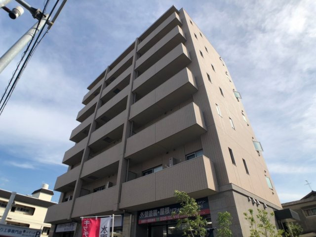 エムズアルテ上小阪の外観