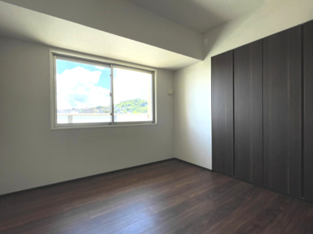 MJRザ・ガーデン鹿児島中央の洋室