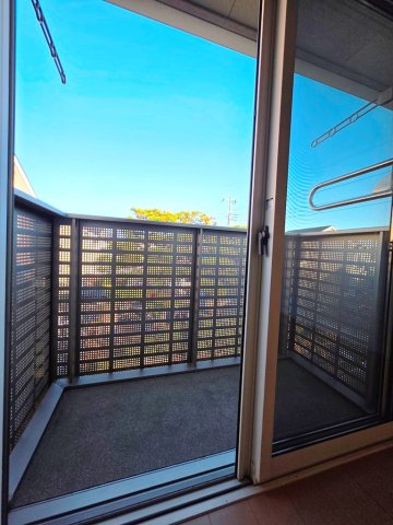 【バルコニー】