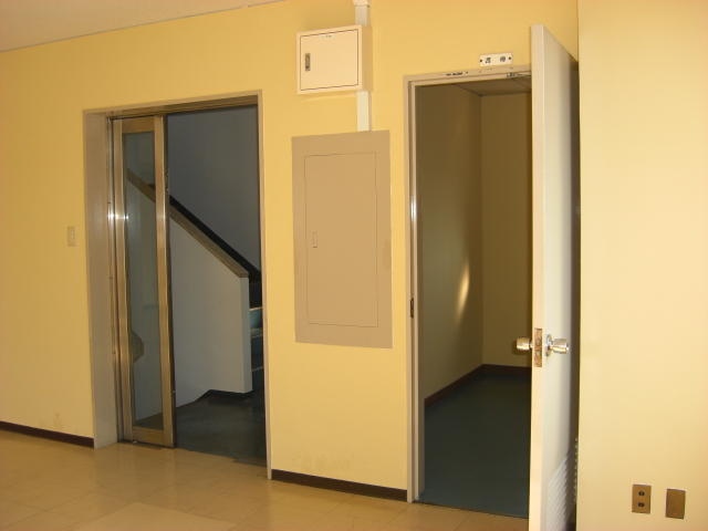 シティビル　2階の内装