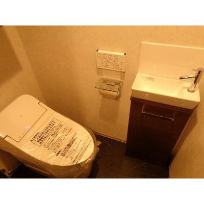 【トイレ】 | デュオステージ横濱桜木町 | 温水洗浄便座付き♪