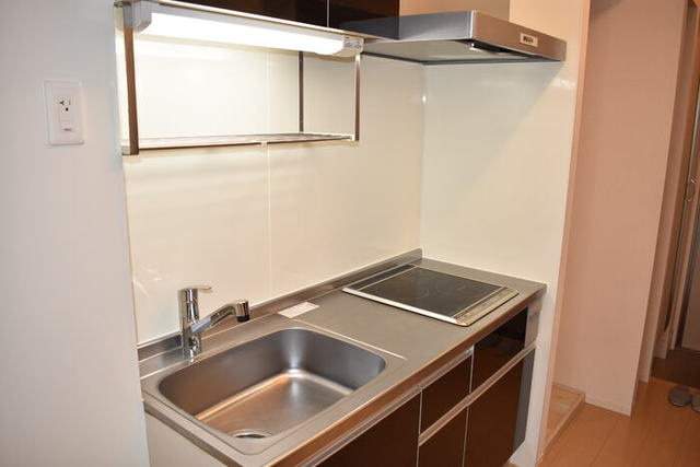 リヴィエールのキッチン|広々したキッチン