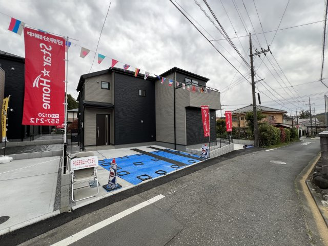 あきる野市五日市　新築戸建全4棟の駐車場|駐車スペース並列駐車2台可！