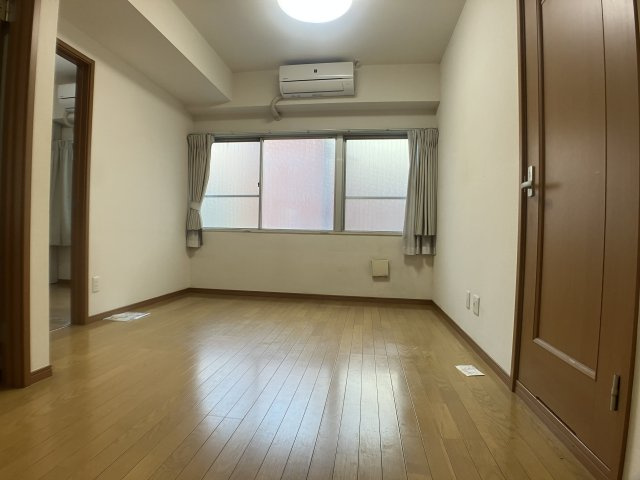 大島ビルの内装