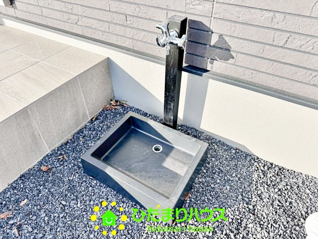 ワイウッドコート羽生市須影第１期　新築一戸建て　02の設備|立水栓！