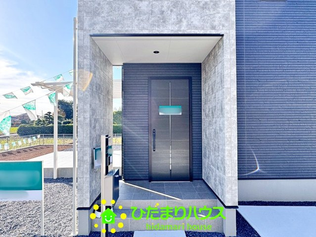 ワイウッドコート羽生市須影第１期　新築一戸建て　02の玄関|おしゃれな玄関です！