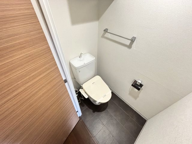 温水洗浄便座付きトイレ★