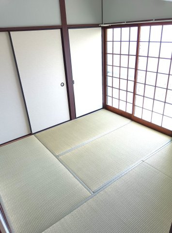 龍湖瀬借家の寝室