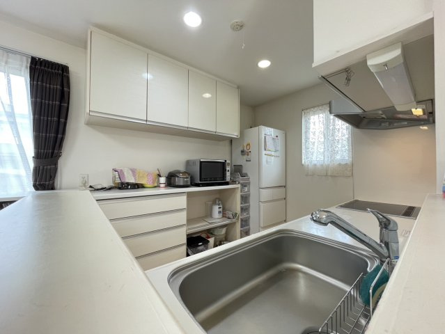 【キッチン】 | 花野光ヶ丘1丁目　中古住宅