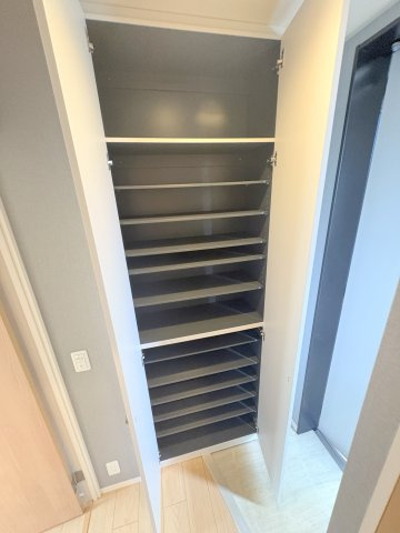 メゾン　ショコラの玄関