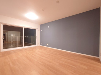 【居間・リビング】 | 金沢シーサイドタウン並木２丁目６街区 | 約17.7帖のゆとりある広さのリビングでお寛ぎいただけます。