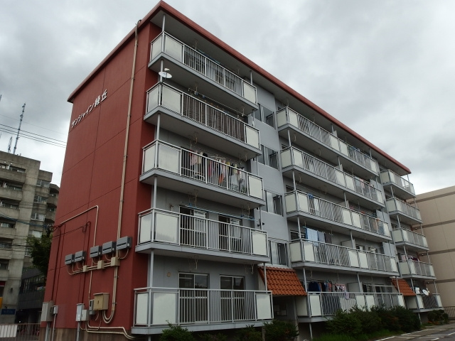 サンシャイン緑丘の外観