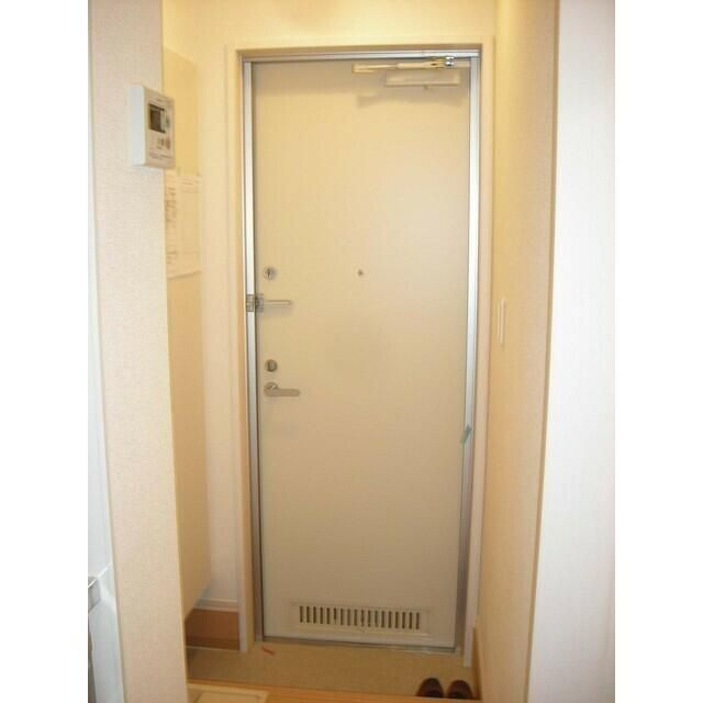 ユーリーセゾンの玄関