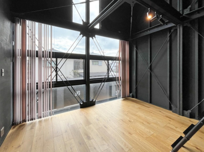 【洋室】 | G-HANGAR1821