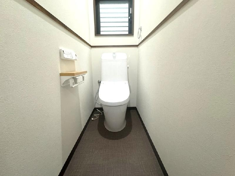 土佐市用石　中古戸建てのトイレ