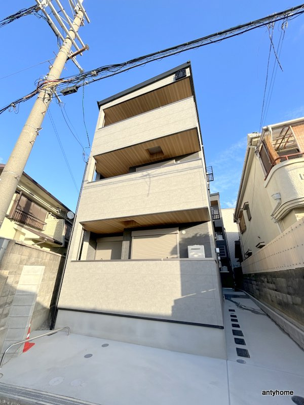 ヴェルメゾン吹田元町　仲介手数料無料の外観