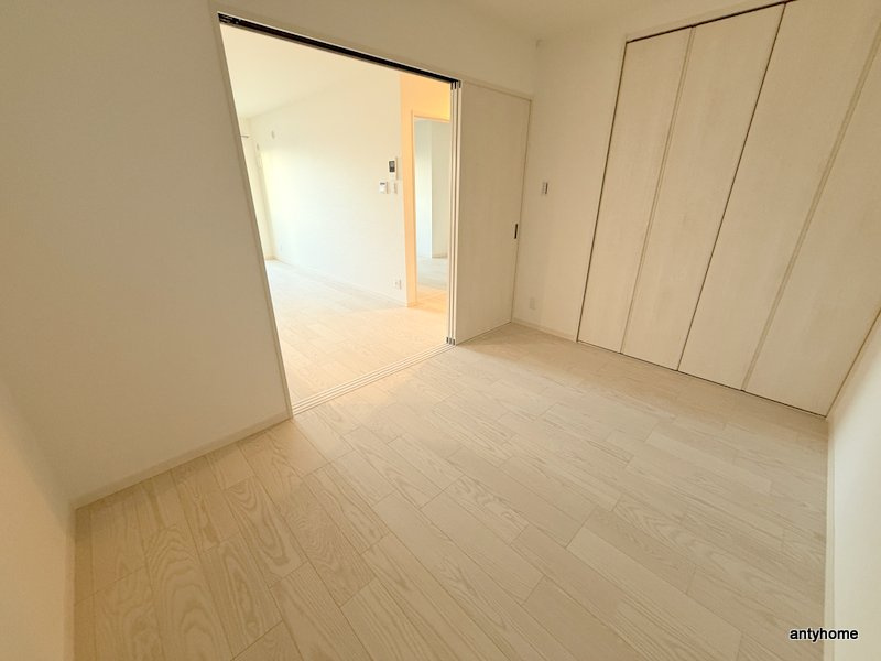 ヴェルメゾン吹田元町　仲介手数料無料の洋室
