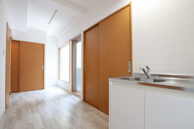 【居間・リビング】 | ハイネス・センターコート