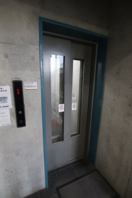 【エントランス】 | ハイネス・センターコート | エレベーター