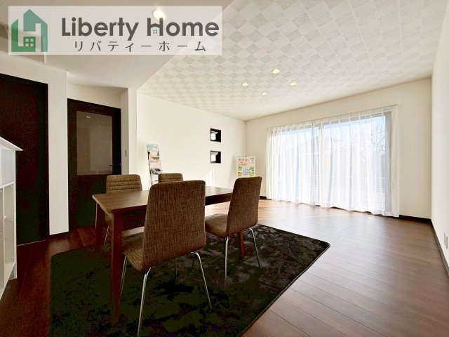 坂東市沓掛　新築戸建の居間・リビング