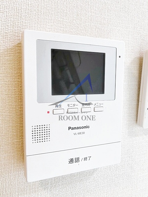 パークウェイ鶴見のセキュリティ|モニター付きインターホンです。