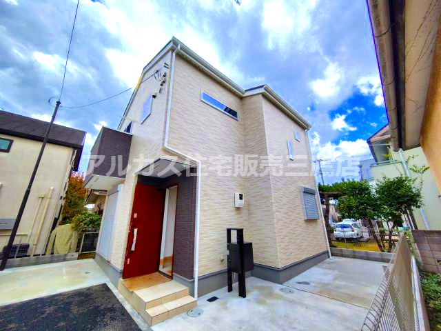 府中市若松町２丁目  京王線 東府中駅 新築戸建