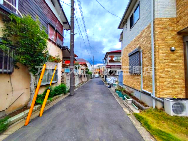 府中市若松町２丁目  京王線 東府中駅 新築戸建の前面道路含む現地写真