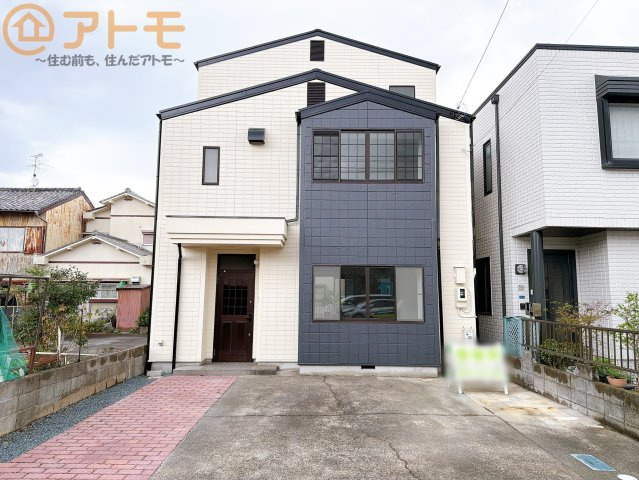 【外観】 | 焼津市本町3丁目　中古戸建 | どっしりとした外観は安心感のあるマイホームを実感できますね♪