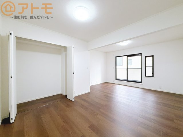 【収納】 | 焼津市本町3丁目　中古戸建 | 収納家具を減らせる容量の大きなクローゼット♪