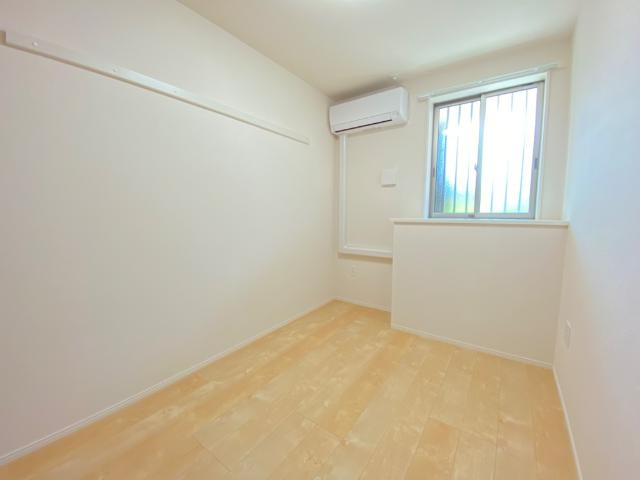 サンシャインヒルの寝室|洋室