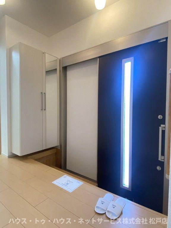 エリンコート矢切の玄関