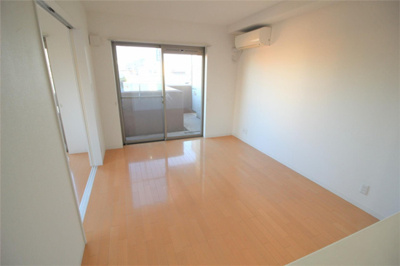 【居間・リビング】 | メゾンヒカリエ | LDK10.6帖